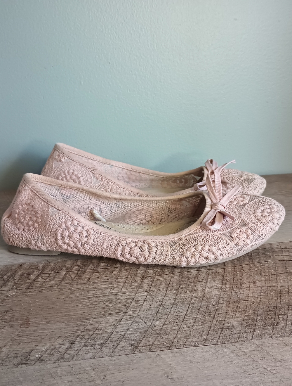Vtg SO Womens Y2K Lace Mesh Ballet Flats 7.5 Pink Bow Coquette Kawaii Fairy